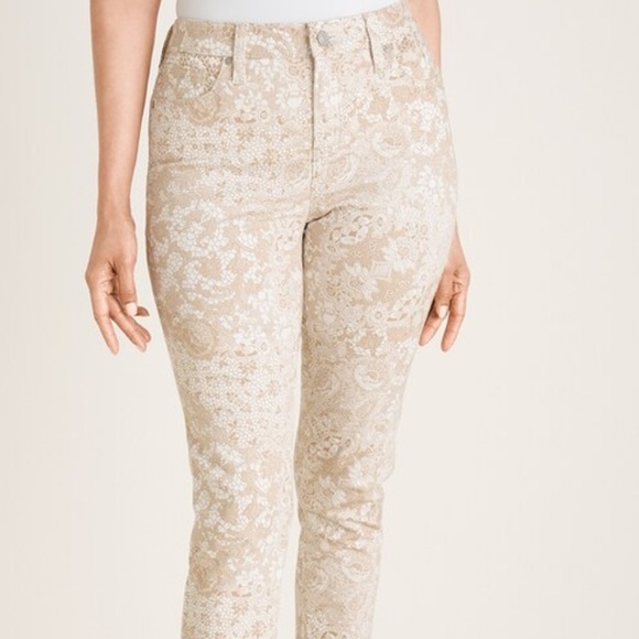 NWT Levi Legging Jeans - White Beige, stretchy. Size 10 FLASH SALE! - Picture 2 of 7